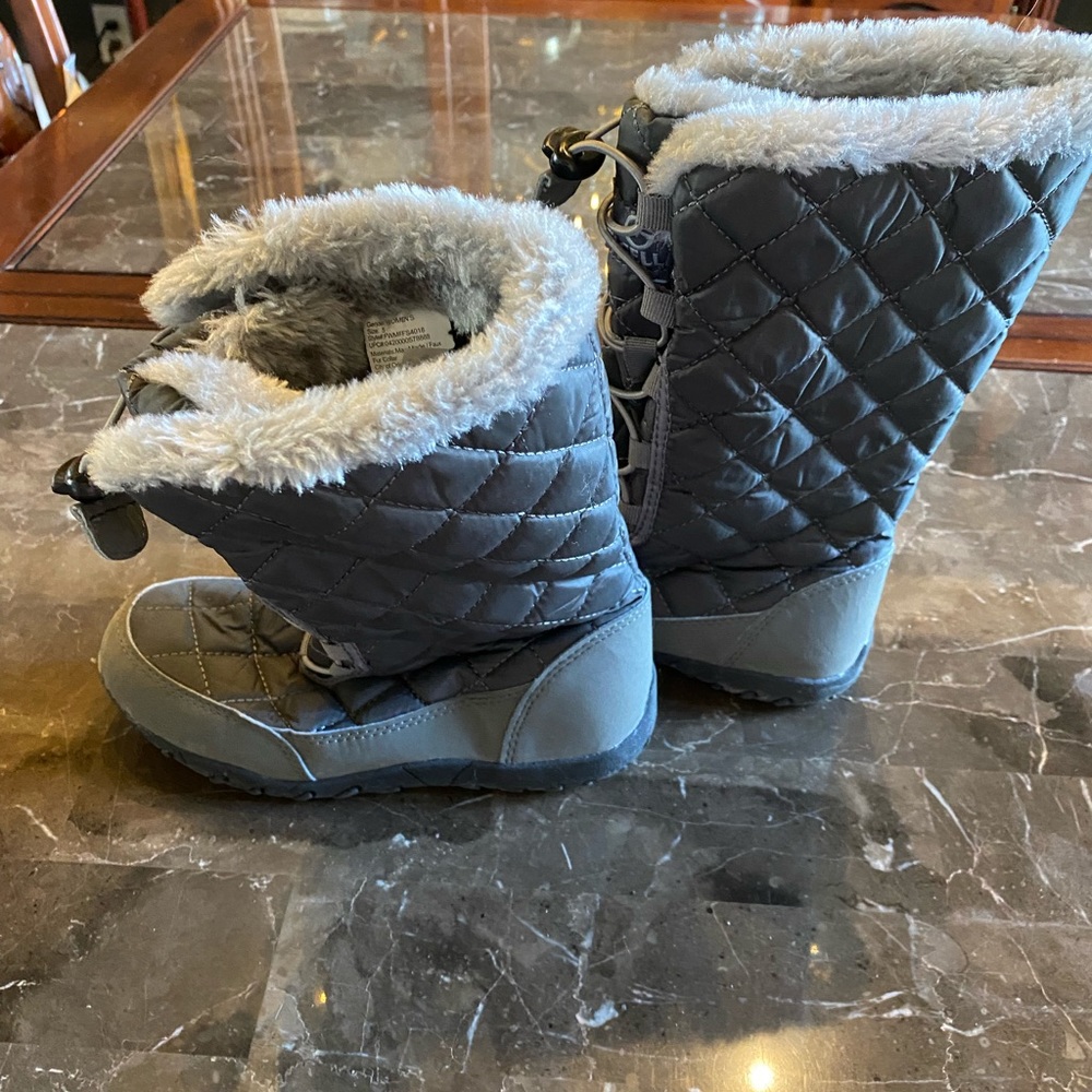 Winter Boots - Picture 3 of 7